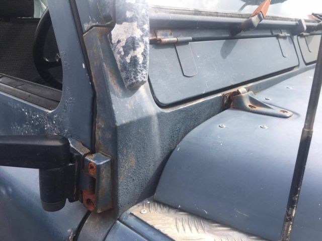 1980 Land Rover Defender County Station Wagon - photo 12
