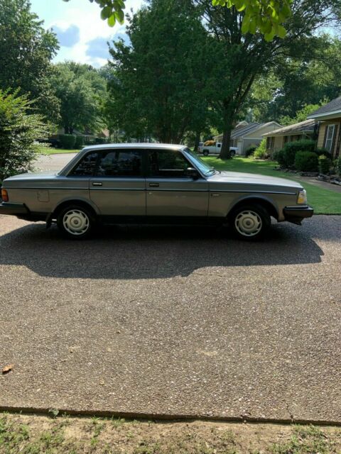 1991 Volvo 240