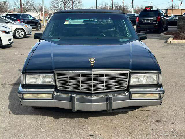 1991 Cadillac DeVille 2D Coupe - photo 2