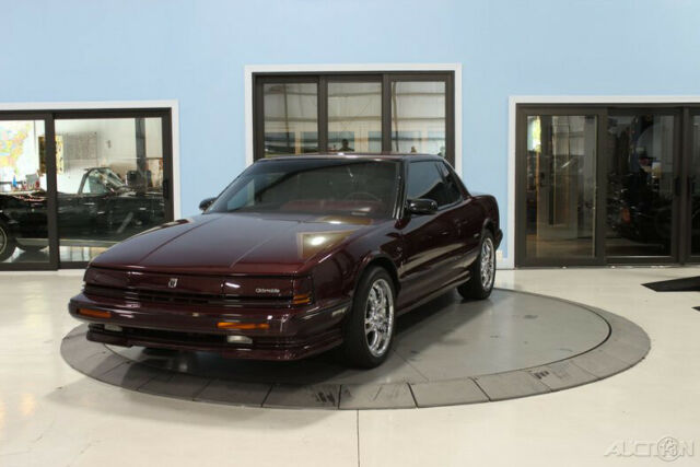 1991 Oldsmobile Toronado 2dr Coupe Trofeo
