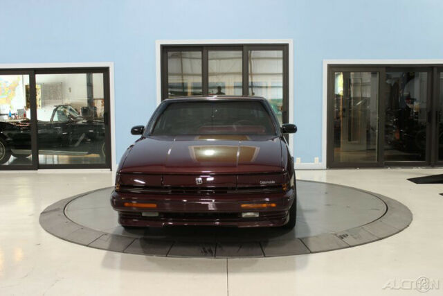 1991 Oldsmobile Toronado 2dr Coupe Trofeo - photo 8