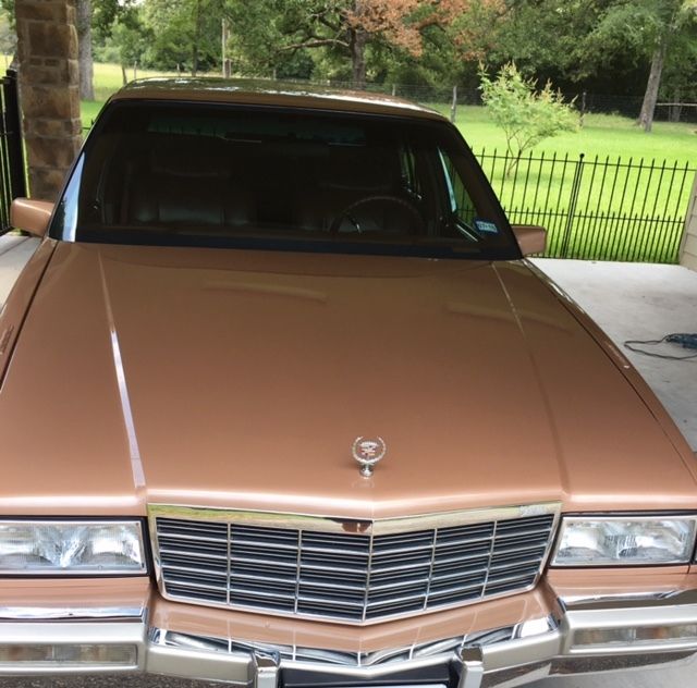 1991 Cadillac DeVille - photo 2