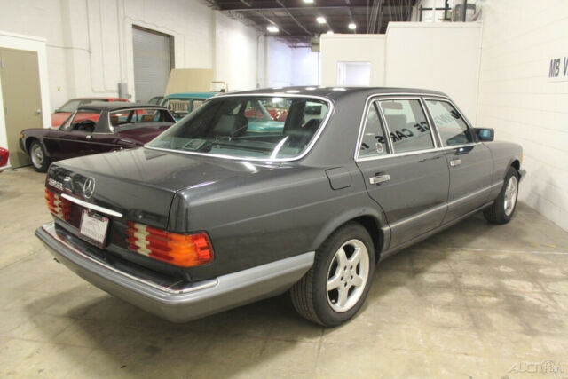 1991 Mercedes-Benz 500-Series 4 Dr - photo 2