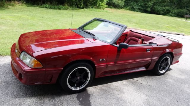 1991 Ford Mustang GT Convertible - photo 4