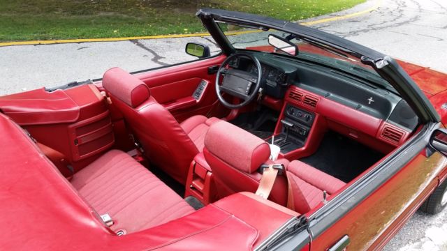 1991 Ford Mustang GT Convertible - photo 7
