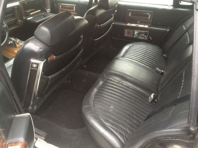 1991 Cadillac Brougham - photo 6