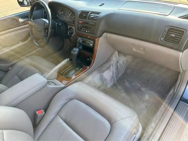 1991 Acura Legend LS 4D Sedan - photo 13