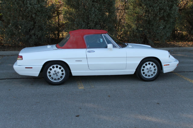 1991 Alfa Romeo Spider Base Convertible 2-Door - photo 11