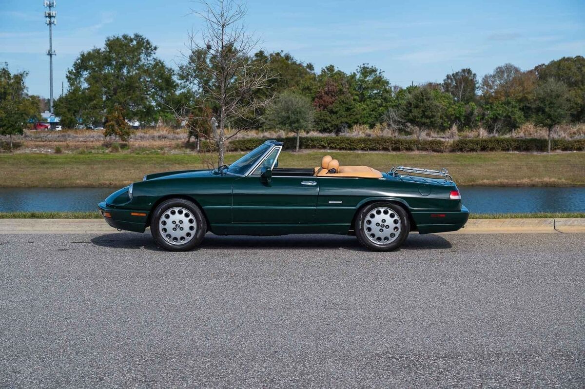 1991 Alfa Romeo Spider Convertible Restored - photo 2