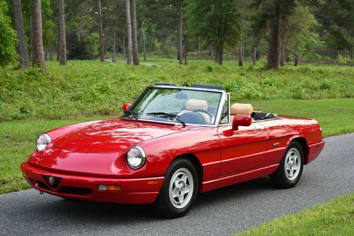1991 Alfa Romeo Spider
