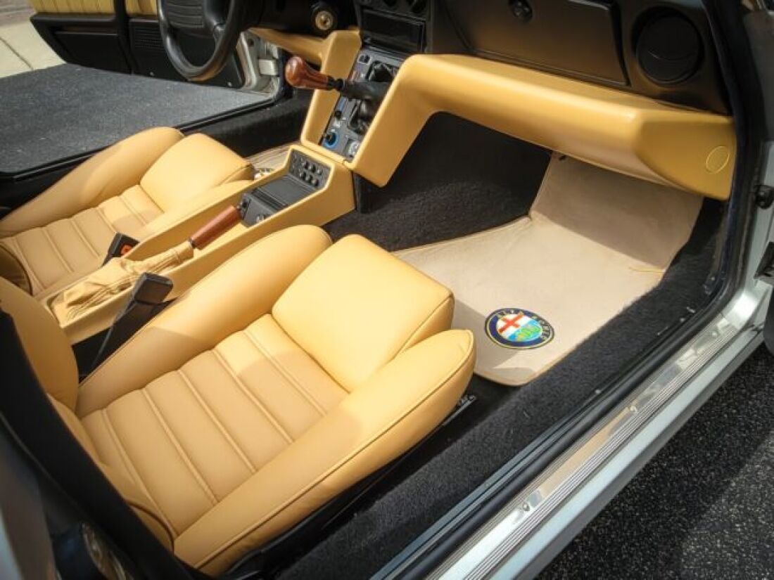 1991 Alfa Romeo Spider - photo 12