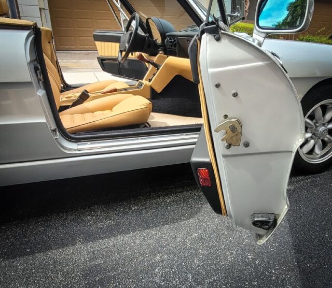 1991 Alfa Romeo Spider - photo 9