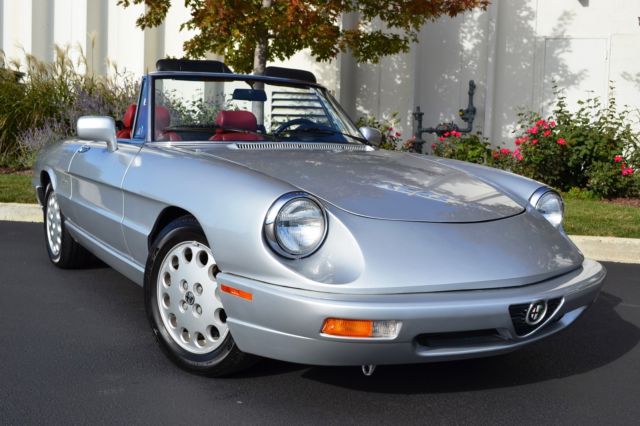 1991 ALFA ROMEO SPIDER Veloce 5sp Roadster Salon resto low original mi warranty 1991 Alfa Romeo Spider 2dr veloce