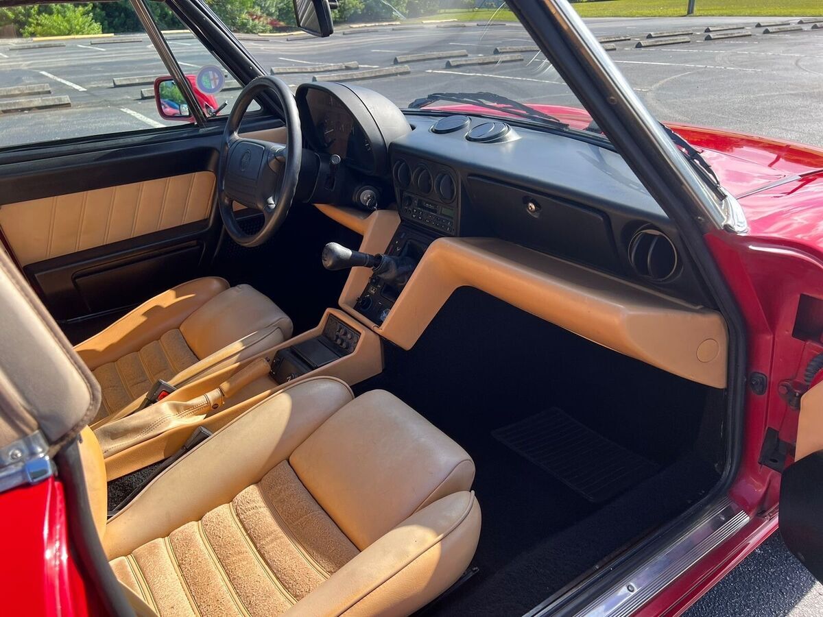 1991 Alfa Romeo Spider Collectors. Original. Survivor - photo 13