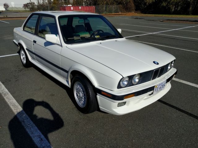 1991 Alpine White BMW 325iX 5-speed Manual Coupe E30 1991 BMW 3-Series 325iX