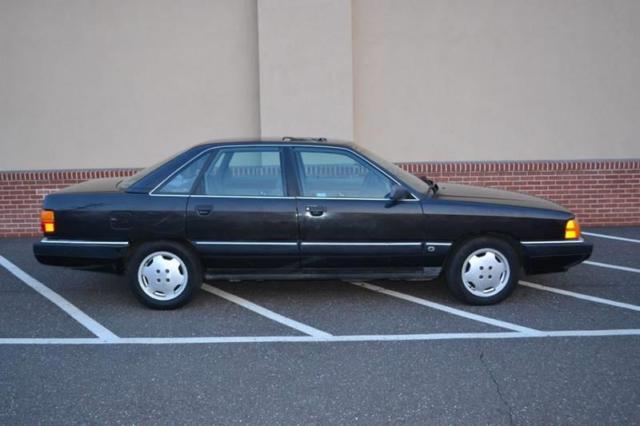 1991 Audi 100 Base 4dr Sedan - photo 4