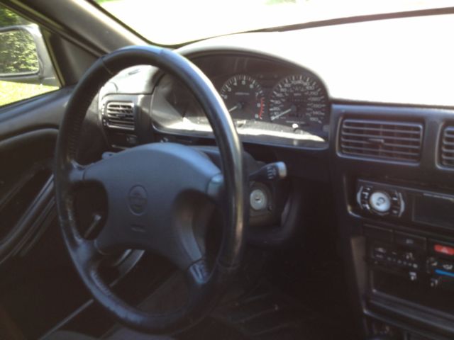 1991 Nissan Sentra - photo 12