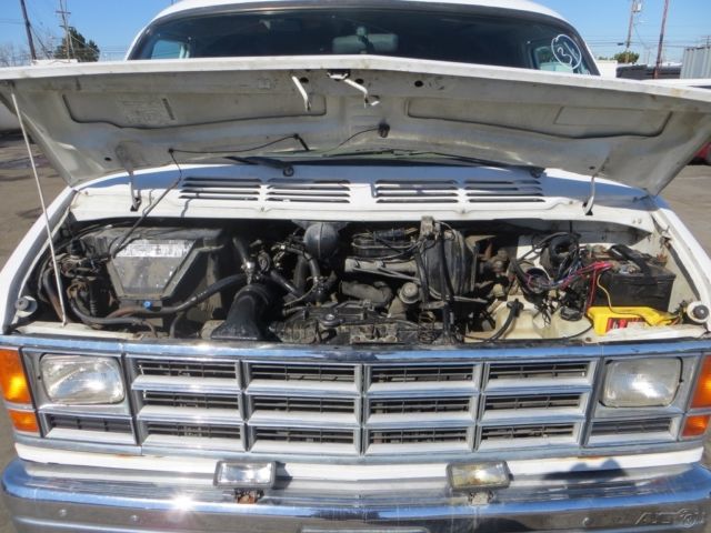 1991 Dodge Ram Van B350 - photo 9