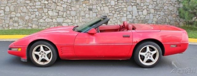 1991 Chevrolet Corvette Base 2dr Convertible - photo 9