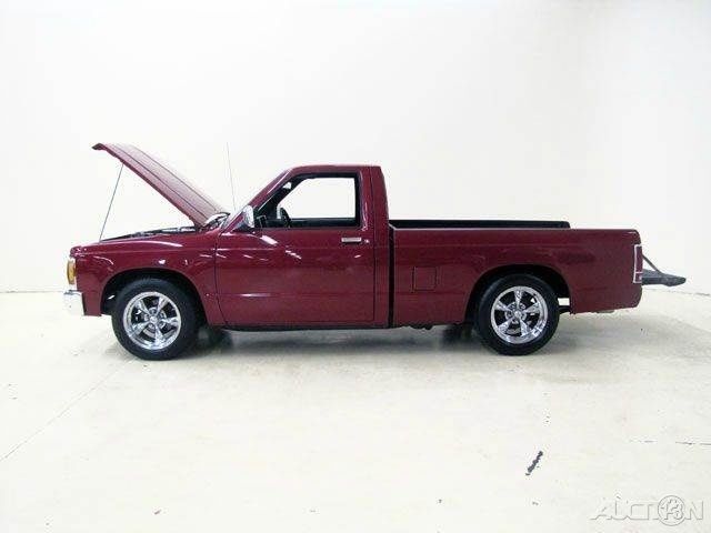 1991 Chevrolet S-10 Base 2dr Standard Cab SB - photo 7