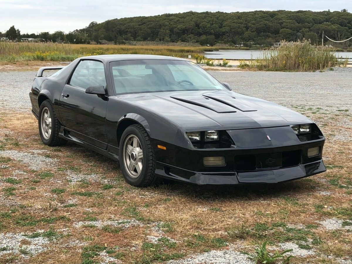 1991 Chevrolet Camaro - photo 3