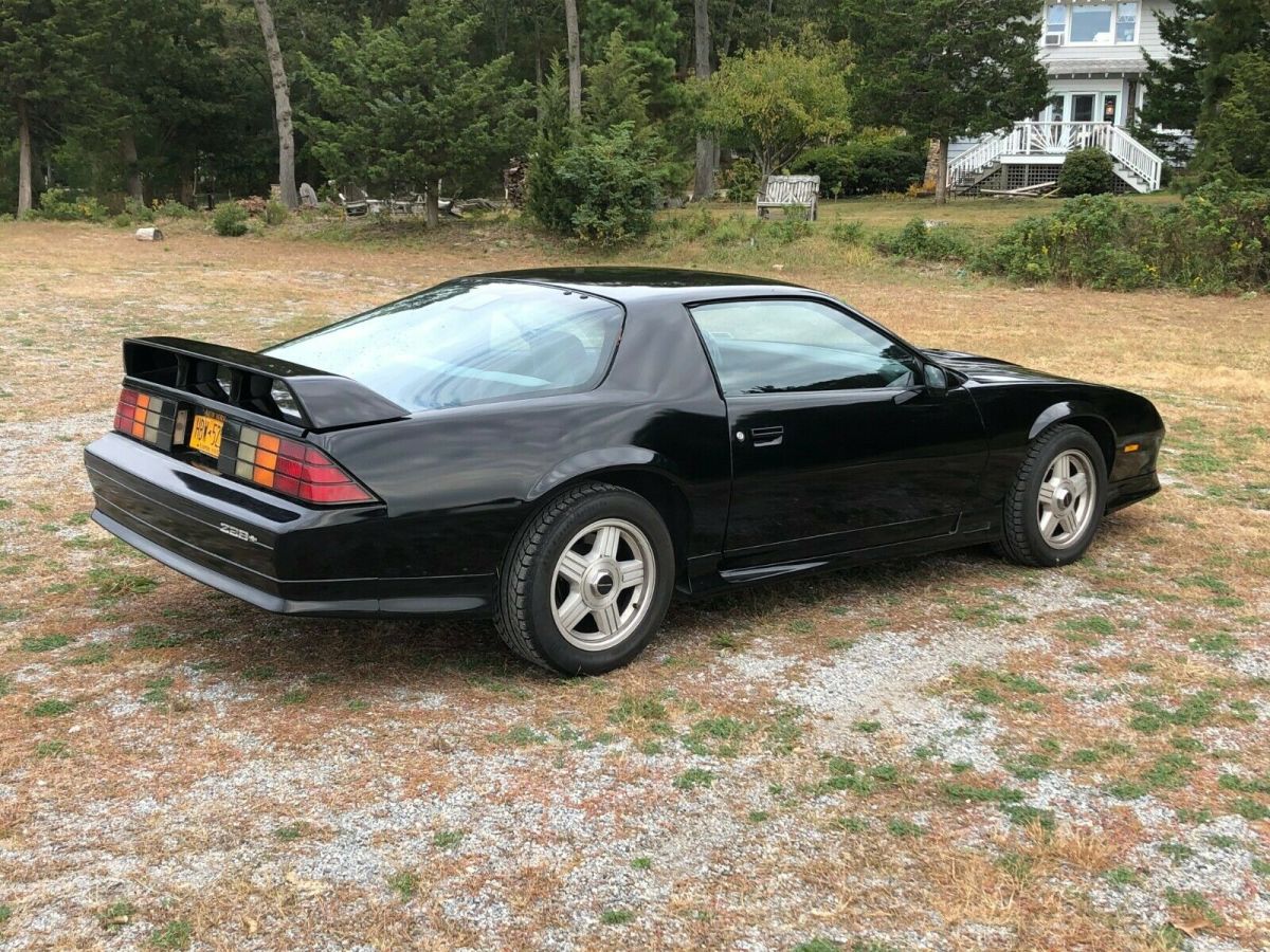 1991 Chevrolet Camaro - photo 4