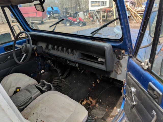 1991 Jeep Wrangler - photo 11