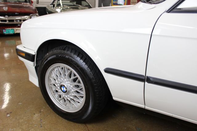 1991 BMW 3-Series 318iS - photo 5