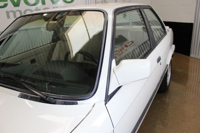 1991 BMW 3-Series 318iS - photo 8