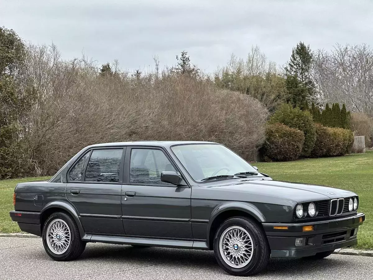 1991 BMW 3 Series 325iX 1991 BMW 3-Series 325iX
