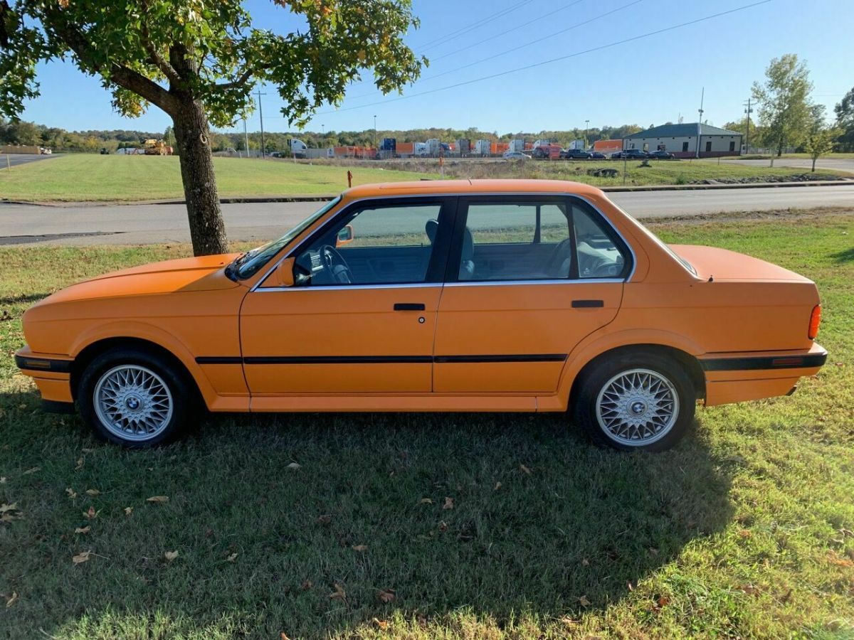 1991 BMW 3-Series 325iX AWD 4dr Sedan - photo 6