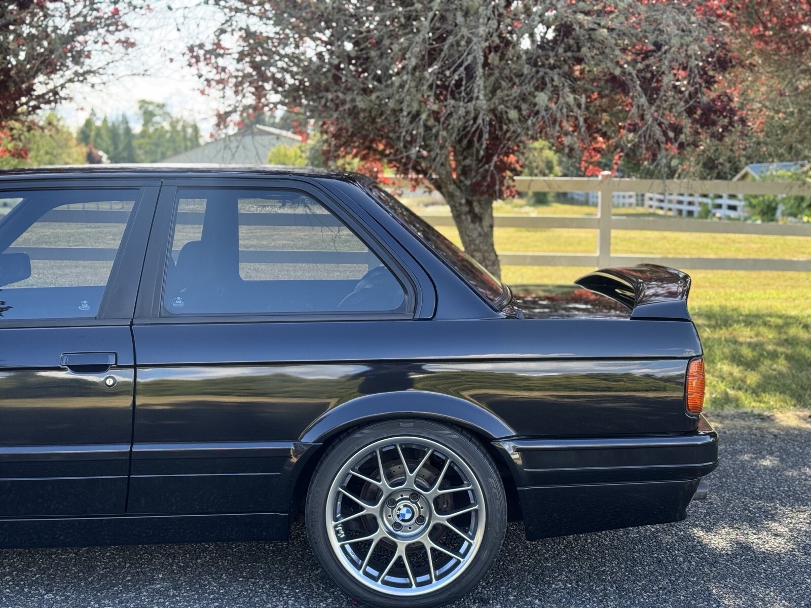 1991 BMW 3 Series 318IS - photo 7