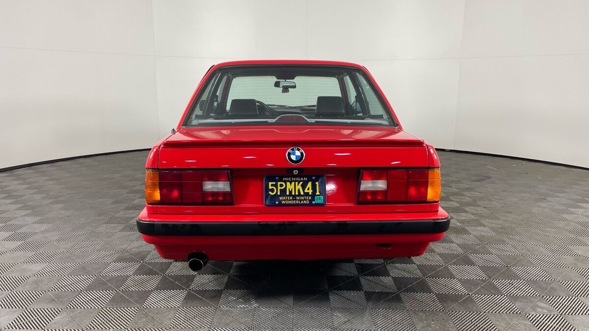 1991 BMW 3-Series IS - photo 7