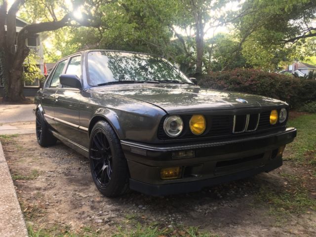 1991 BMW 318i 1991 BMW 3-Series 318I