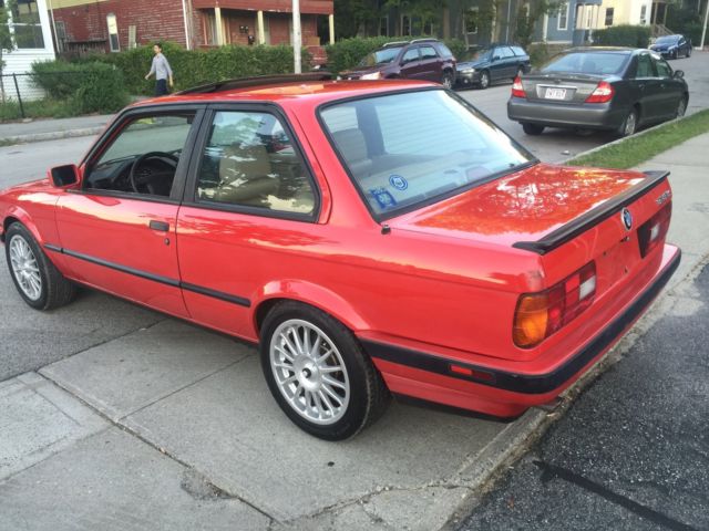 1991 BMW 3-Series 318iS - photo 3