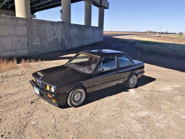1991 BMW 318is E30 318 is M42 DOHC Coupe M-Tech BEAUTIFUL CAR NEW TIRES 1991 BMW 3-Series M