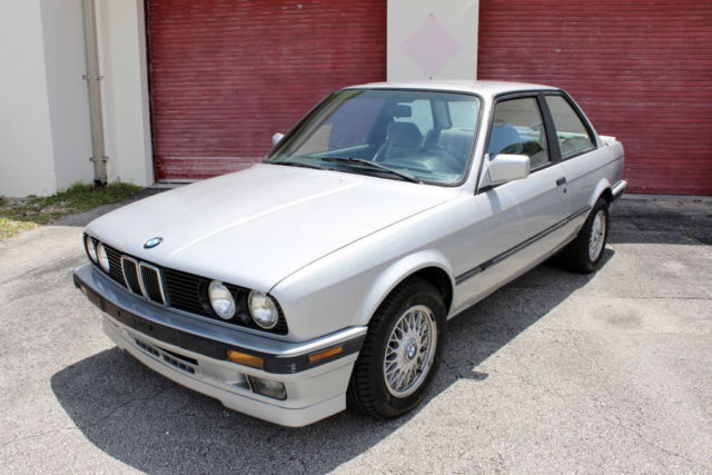 1991 BMW 3-Series 318iS E30 Coupe 5-speed 4.44 LSD - photo 3