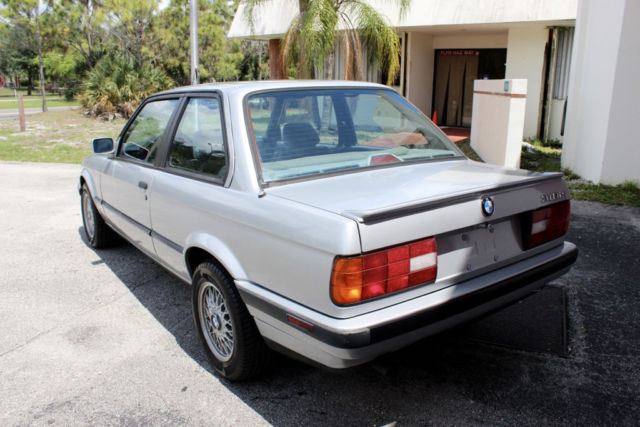 1991 BMW 3-Series 318iS E30 Coupe 5-speed 4.44 LSD - photo 5