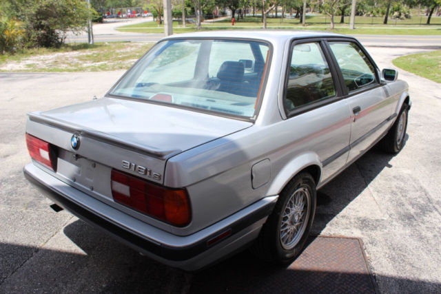 1991 BMW 3-Series 318iS E30 Coupe 5-speed 4.44 LSD - photo 7