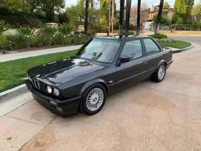 1991 BMW 3-Series 318is - photo 3
