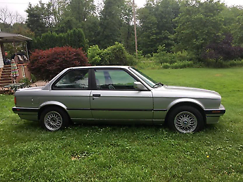 1991 BMW 318is E30 Silver With Black leather Sports Interior 5 speed 1991 BMW 3-Series