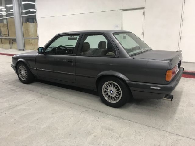 1991 BMW 3-Series 318is - photo 3