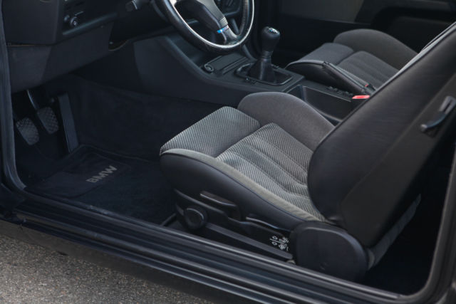 1991 BMW 3-Series 318is - photo 12