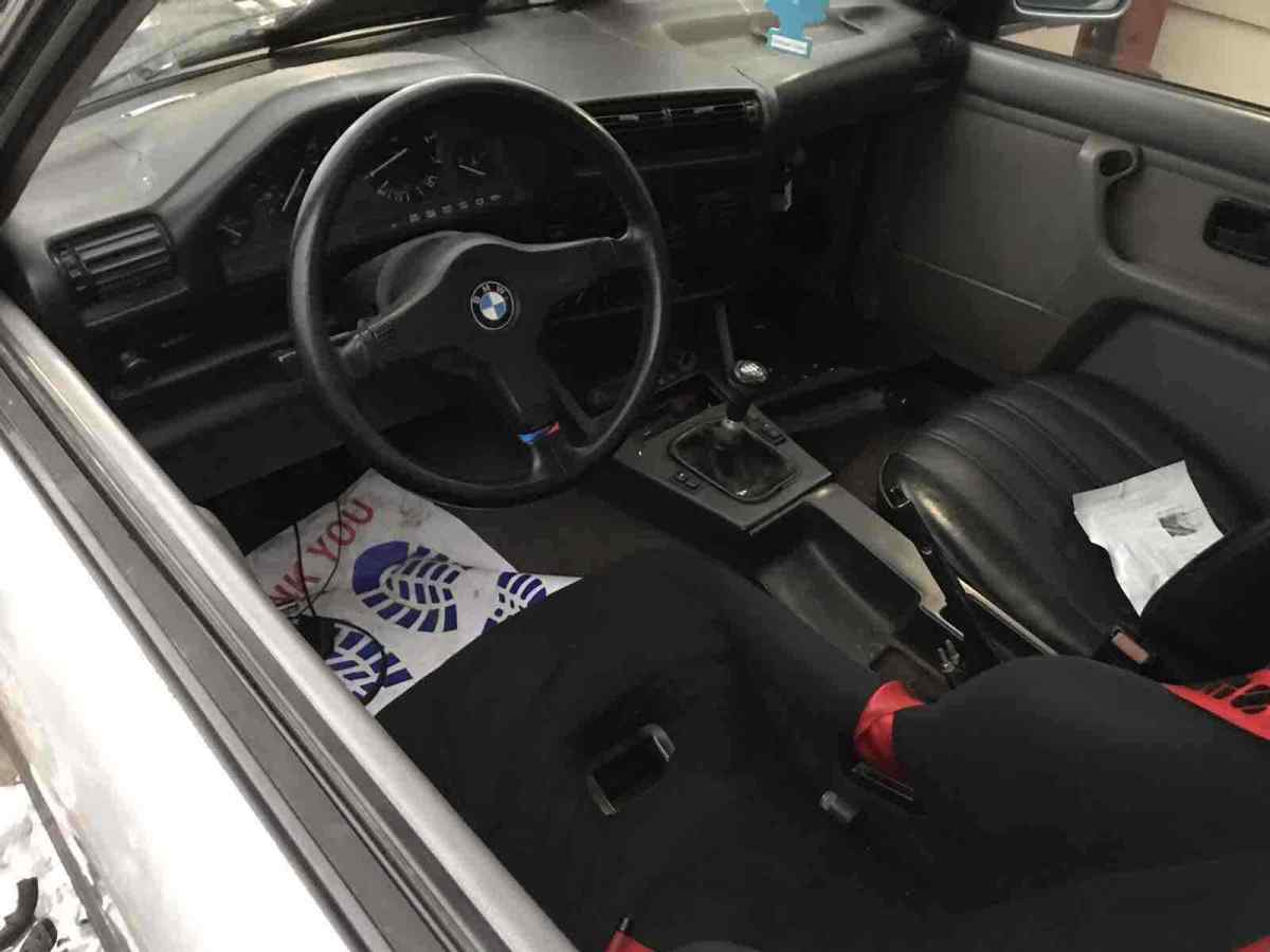 1991 BMW 318is IS - photo 10