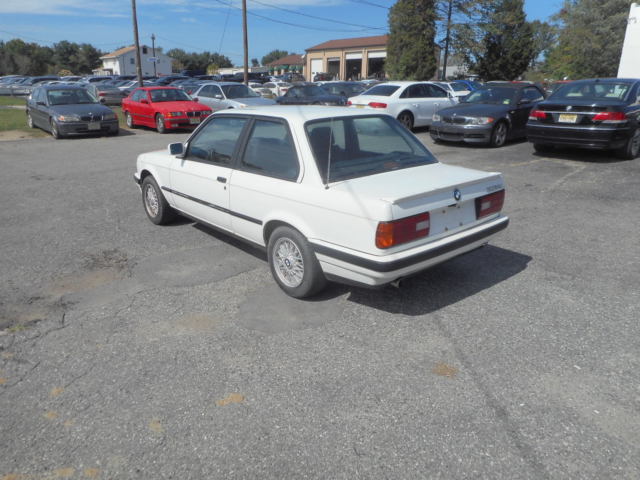 1991 BMW 3-Series 318is - photo 9