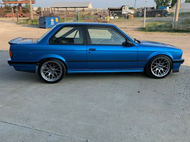 1991 BMW 3-Series 318is - photo 6