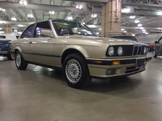 1991 BMW 325I 1 OWNER WITH ONLY 9,100 MILES IMMACULATE CONDITION IN AND OUT !!! 1991 BMW 3-Series E30