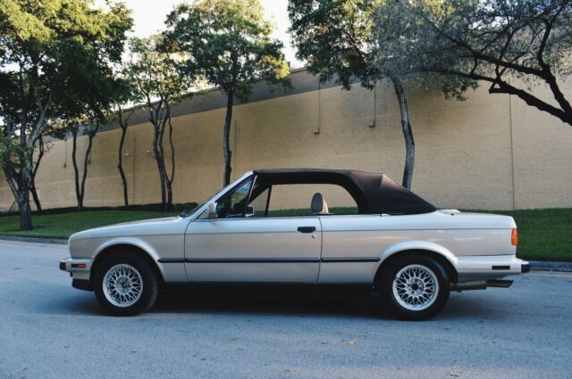 1991 BMW 3-Series Convertible - photo 4