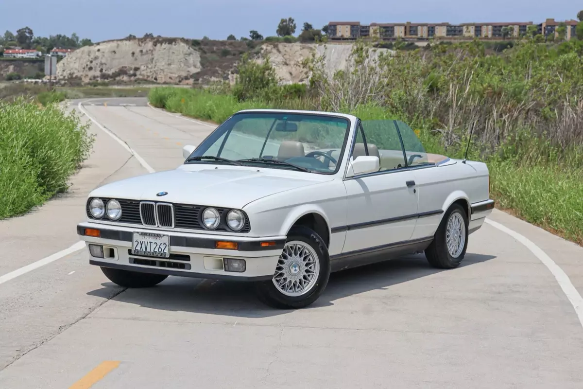 1991 BMW 325i Convertible E30 California 1991 BMW 3-Series