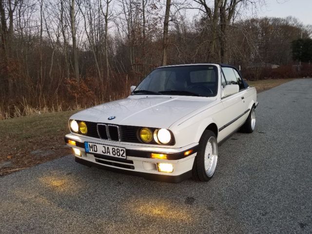 1991 BMW 325i Convertible E30 * Very Clean-Low miles, Drive it home - No Reserve 1991 BMW 3-Series Convertible